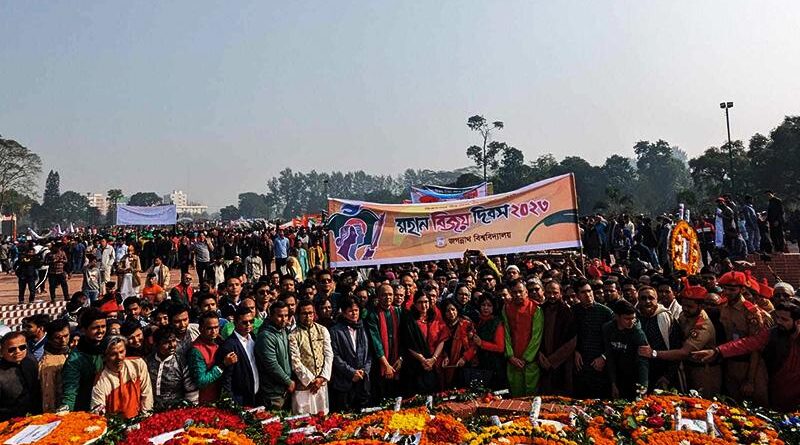 বিজয়-দিবসে-জাতীয়-স্মৃতিসৌধে-জবির-শ্রদ্ধাঞ্জলি