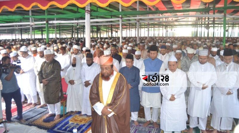 চট্টগ্রামে-ঈদ-জামাতে-দেশ-ও-জাতির-জন্য-শান্তি-কামনা