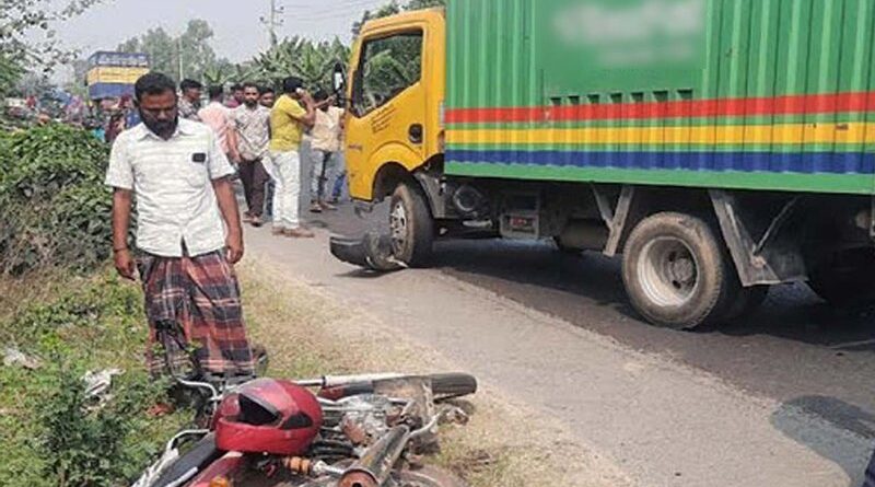 টাঙ্গাইলে-কাভার্ডভ্যান-মোটরসাইকেলের-মুখোমুখি-সংঘর্ষ,-নিহত-২