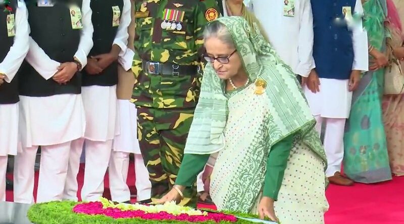 আওয়ামী-লীগের-প্রতিষ্ঠাবার্ষিকীতে-বঙ্গবন্ধুর-প্রতিকৃতিতে-প্রধানমন্ত্রীর-শ্রদ্ধা