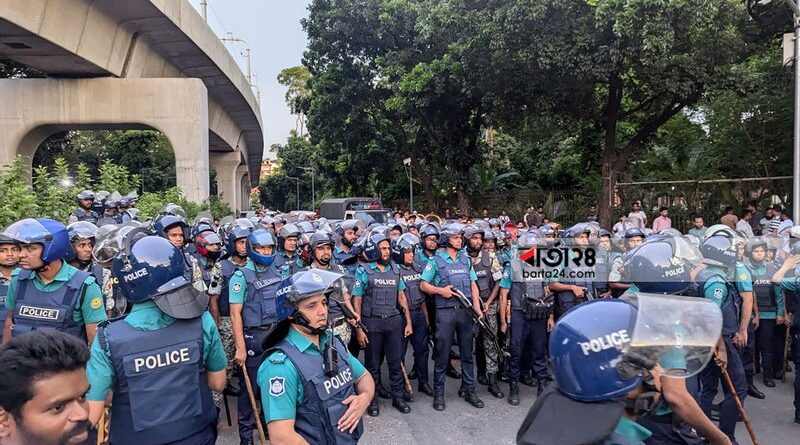 সংঘর্ষ-থামাতে-প্রস্তুত-পুলিশ,-অনুমতি-পেলে-ঢাবিতে-প্রবেশ