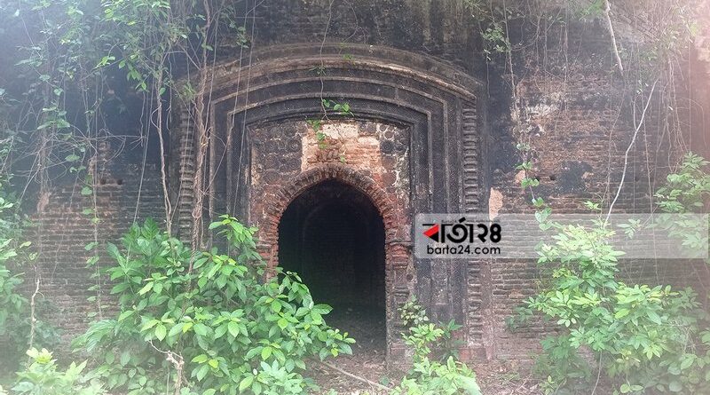 অস্তিত্ব-সংকটে-নলিয়ার-জোড়-বাংলা-মন্দির